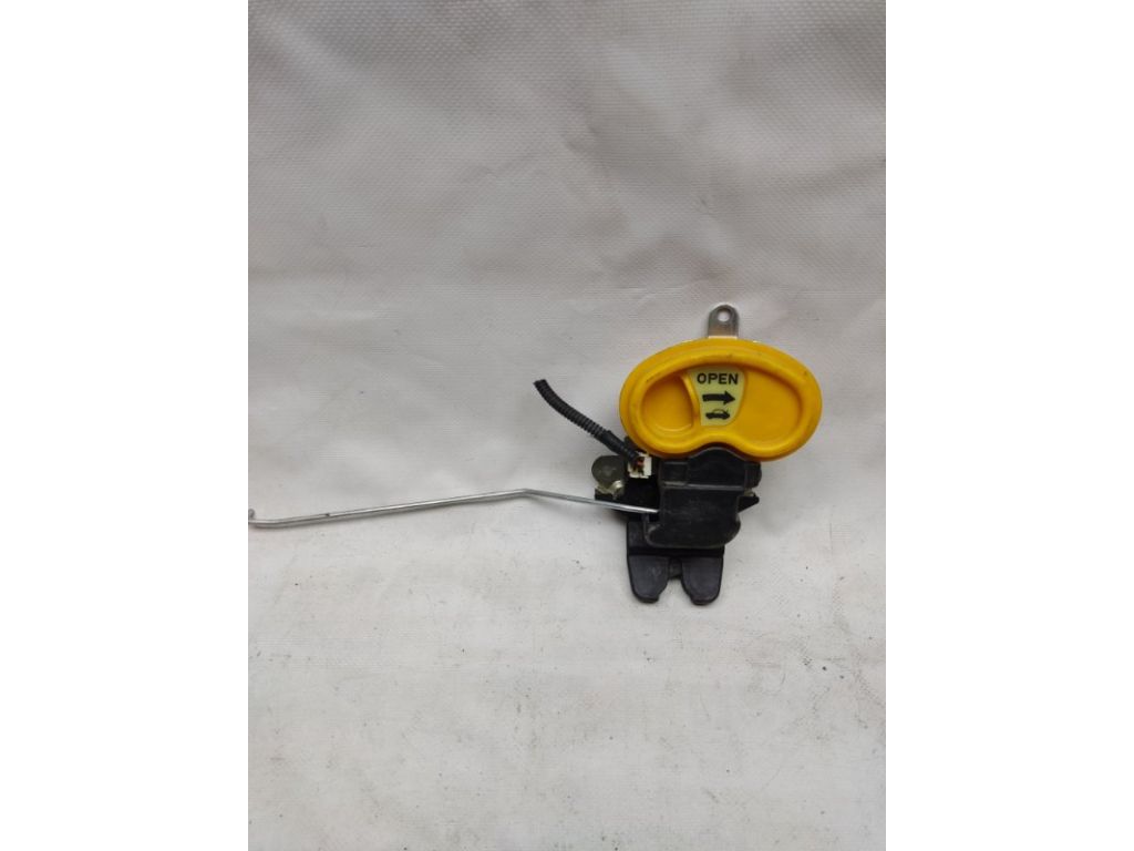 Замок кришки багажника HYUNDAI ELANTRA HD 06-11