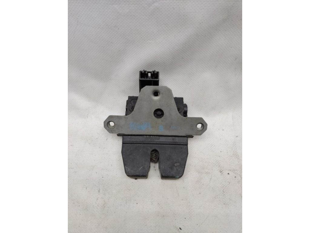 Замок крышки багажника FORD FOCUS 10-18