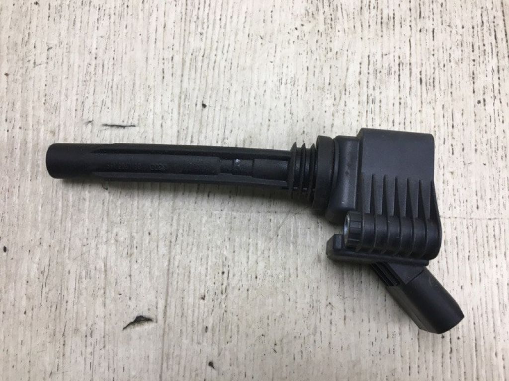 06J 905 110 N | Котушка запалювання VOLKSWAGEN PASSAT B7 11-15