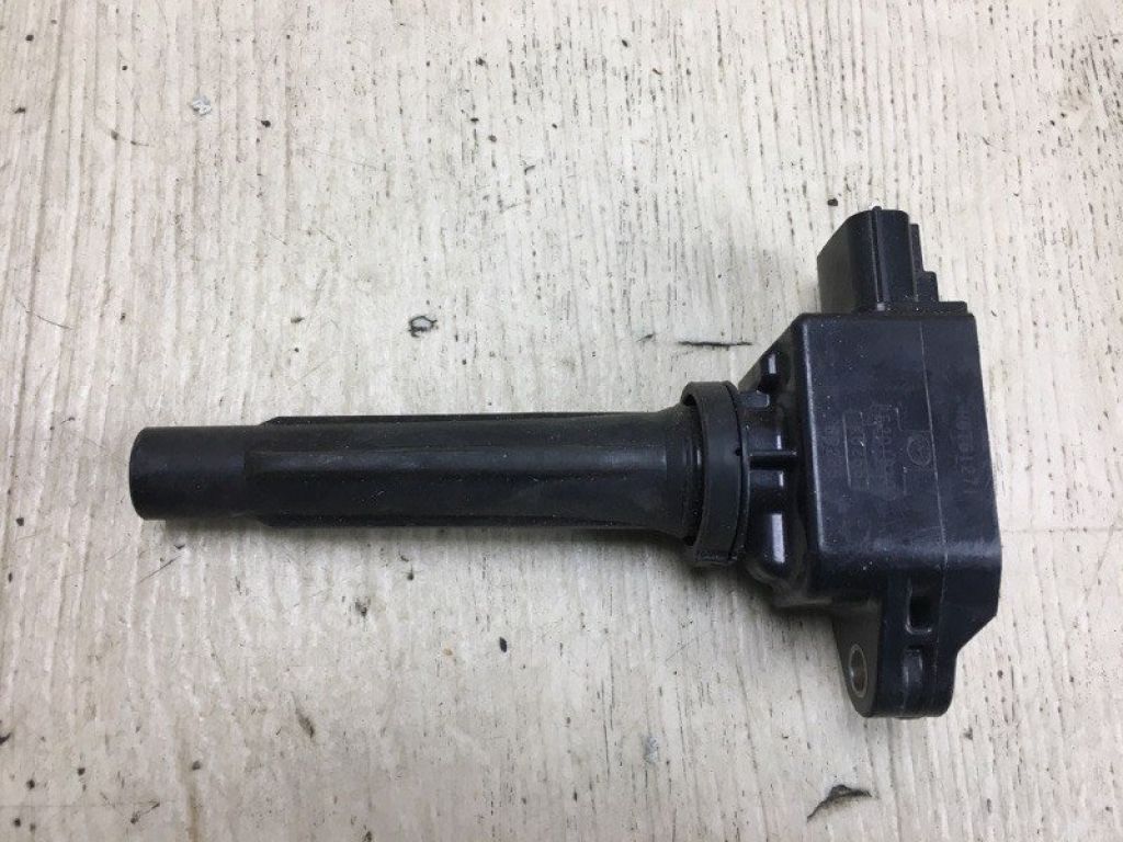 PE01-18-100 | Котушка запалювання MAZDA 3 BM 13-19