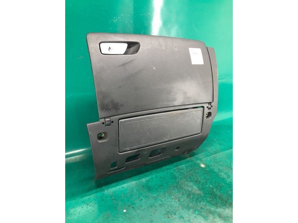 8V5 880 302 6PS | Бардачок AUDI A3 (8V) 12–17 - Фото 3