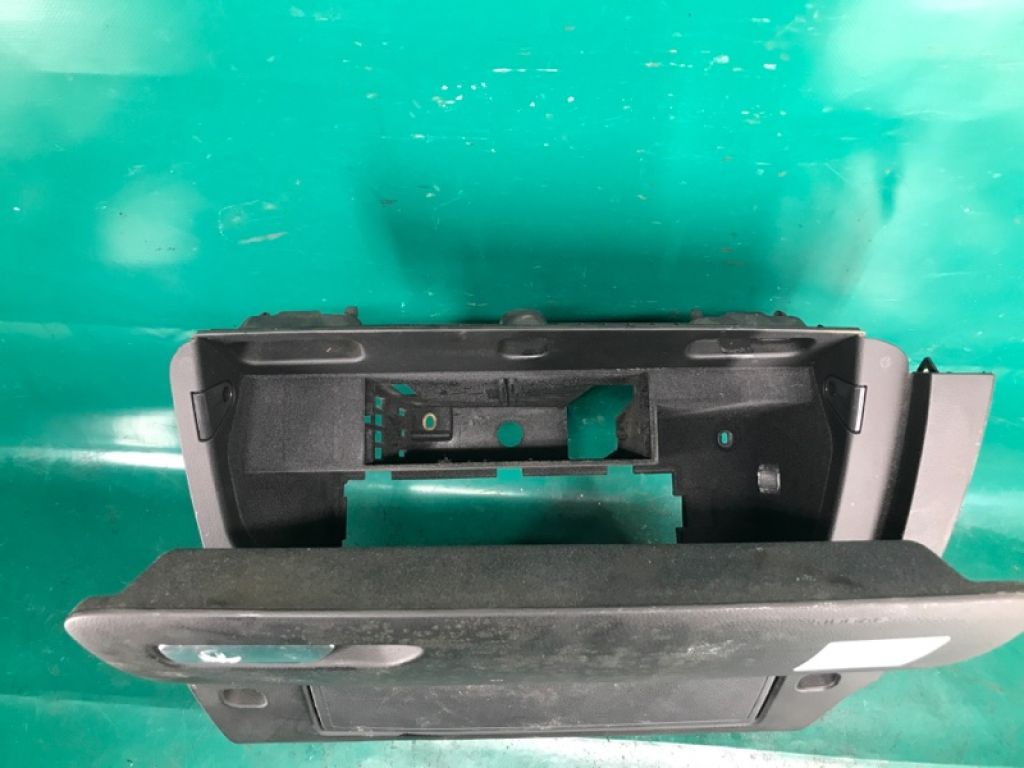8V5 880 302 6PS | Бардачок AUDI A3 (8V) 12–17 - Фото 7