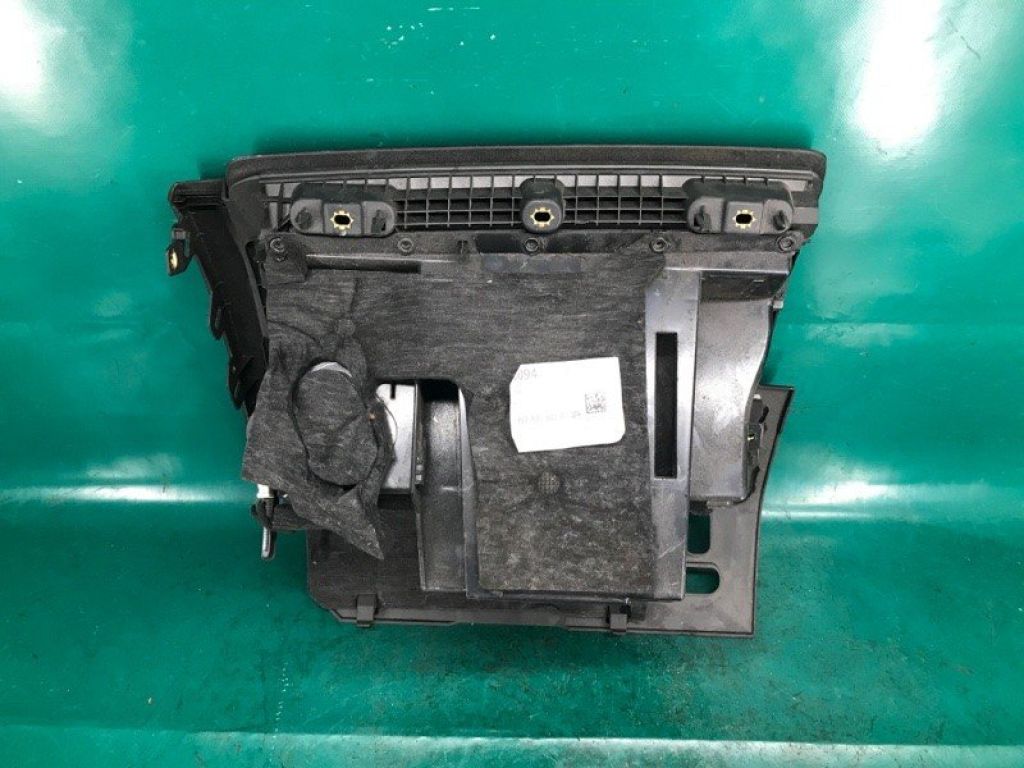 8V5 880 302 6PS | Бардачок AUDI A3 (8V) 12–17 - Фото 10