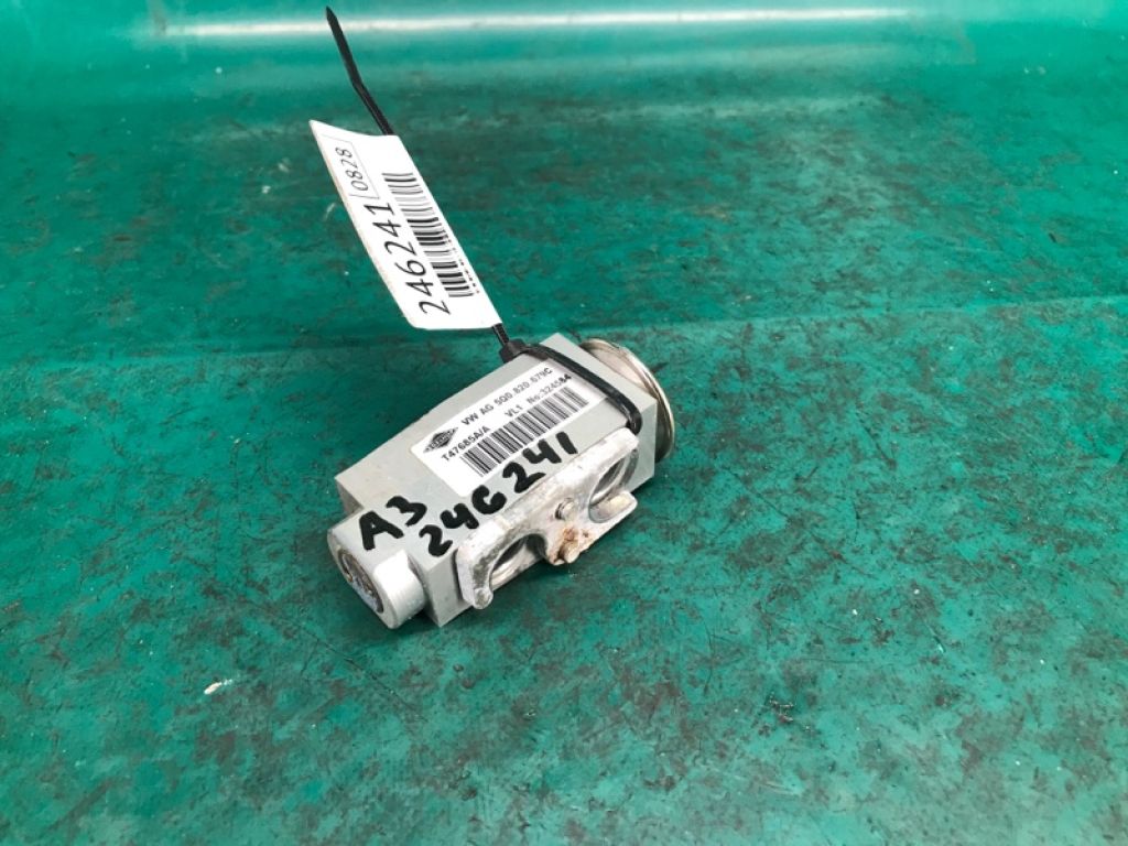 5Q0 820 679 C | Клапан кондиціонера AUDI A3 (8V) 12–17 - Фото 2