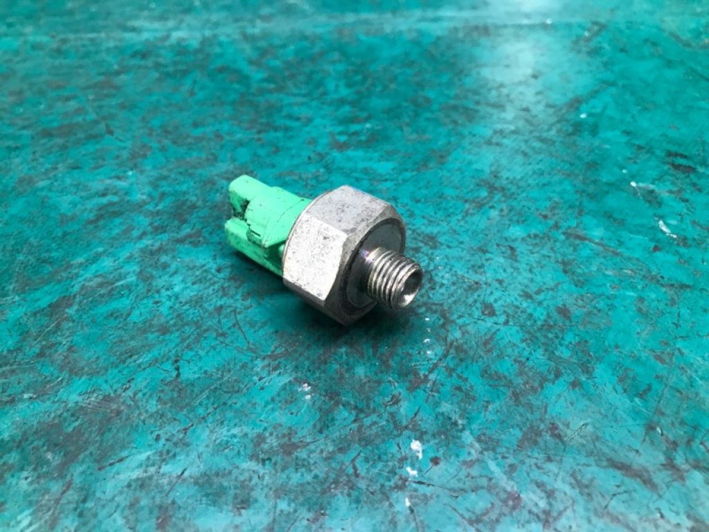 89615-12090 | Датчик детонації LEXUS ES300 ES330 01-06