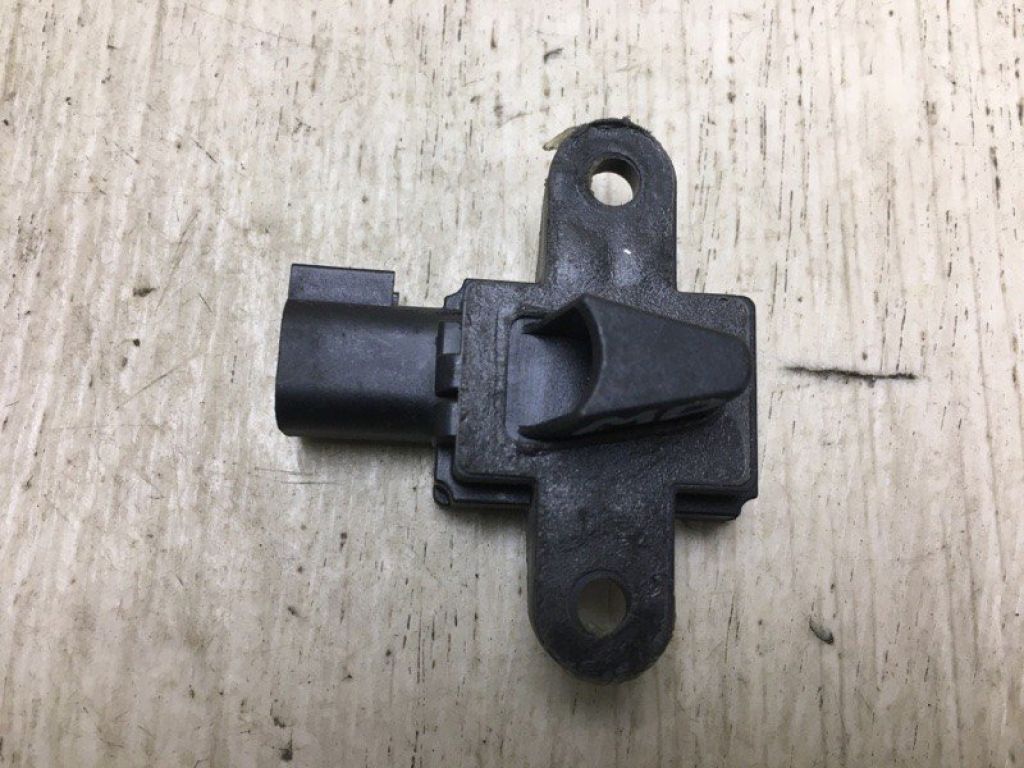 95920-3X100 | Датчик удара HYUNDAI ELANTRA MD 10-15