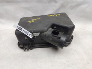 Кришка корпусу повітряного фільтра TOYOTA CAMRY 30 02-06