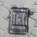 72520-57L00 | Полиця акумулятора SUZUKI KIZASHI 09-14 - Прев'ю 2