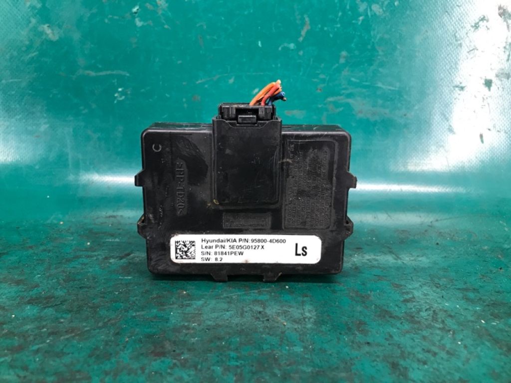95800-4D600 | Блок керування тиском в шинах HYUNDAI ELANTRA HD 06-11