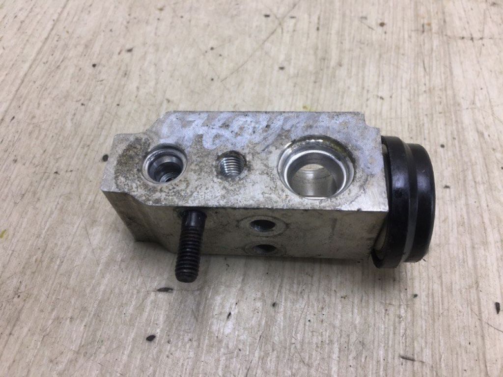 97604-1J000 | Клапан кондиціонера KIA FORTE/CERATO TD 08-13