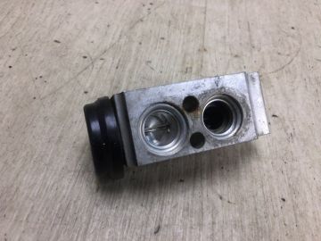 Клапан кондиціонера KIA FORTE/CERATO TD 08-13