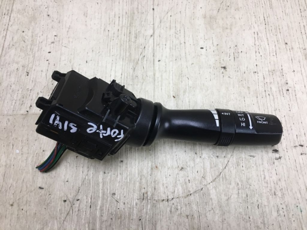 93420-2M000 | Подрулевой переключатель прав. KIA FORTE/CERATO TD 08-13