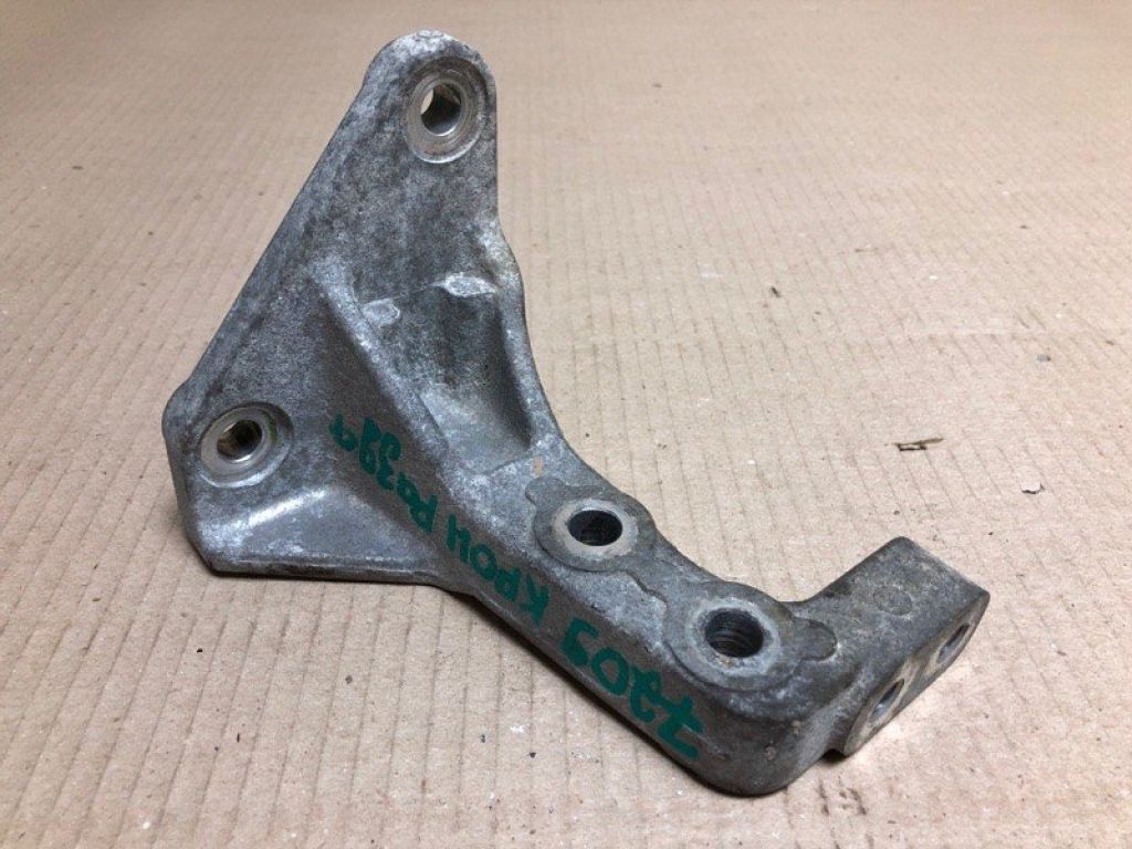 30441-1KD0A | Подушка роздавальної коробки передн. NISSAN JUKE 10-19