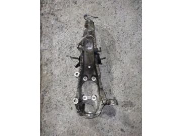 Кулак поворотный передн. прав. INFINITI G25/G35/G37/Q40 06-14