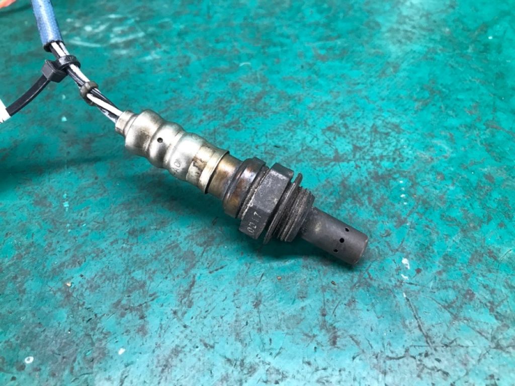 AJ04-18-861B | Лямбда зонд MAZDA TRIBUTE 00-07 - Фото 4