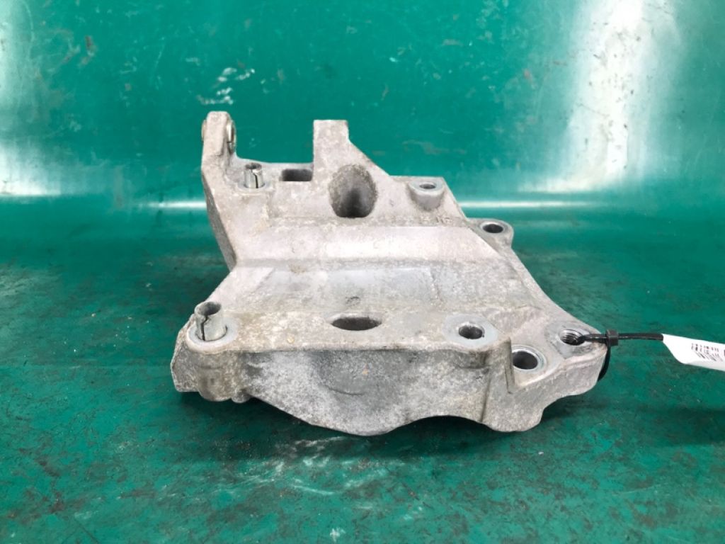 38930-5J6-A00 | Кронштейн компрессора кондиционера ACURA MDX (YD3) 13-21 - Фото 6
