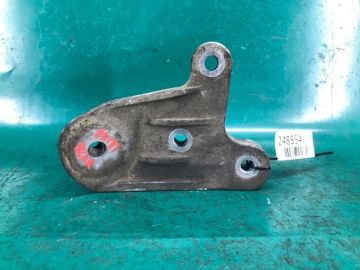 Кронштейн КПП задн. MAZDA TRIBUTE 00-07