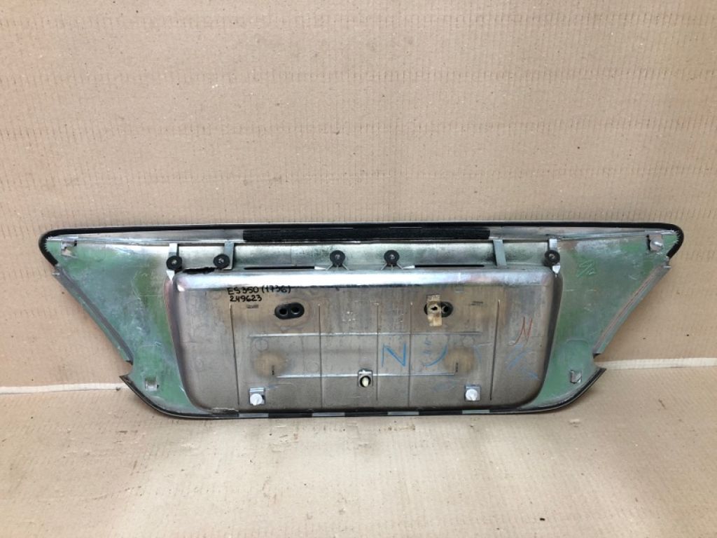 76801-33121-C1 | Панель подсветки номера LEXUS ES350 06-12 - Фото 2