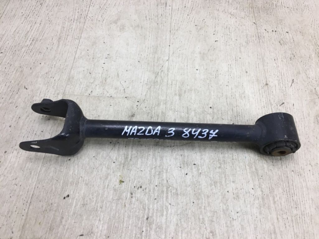 B63B-28-500 | Важіль задньої підвіски нижній поперечний MAZDA 3 BM 13-19