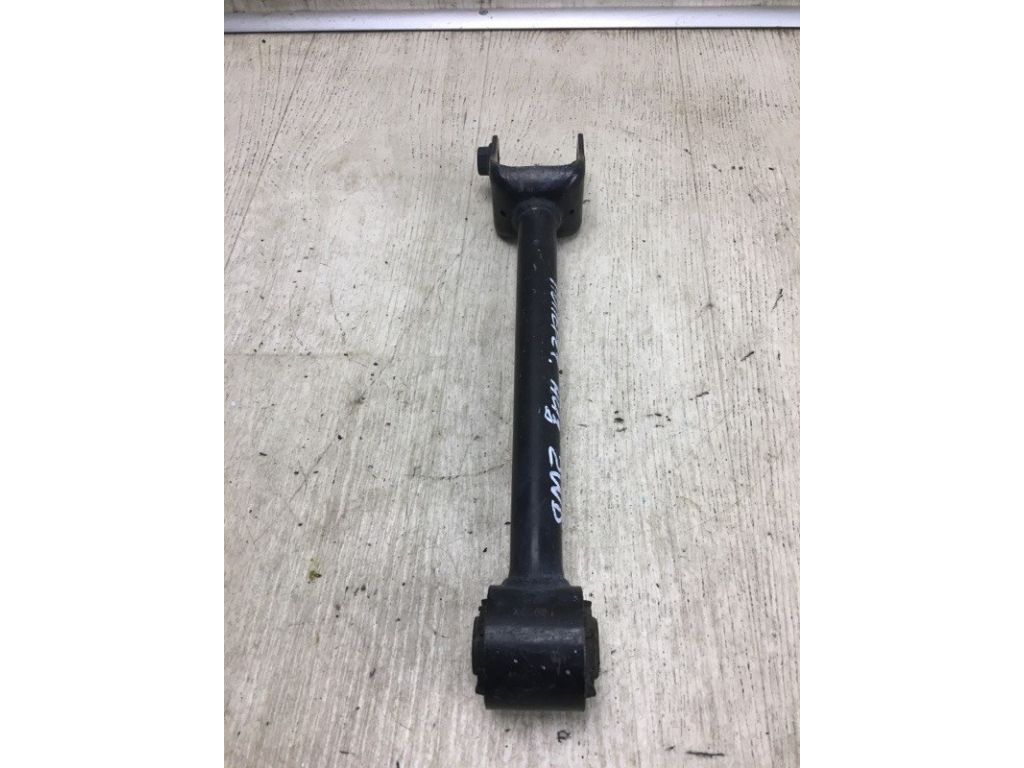 B63B-28-500 | Важіль задньої підвіски нижній поперечний MAZDA 3 BM 13-19 - Фото 3