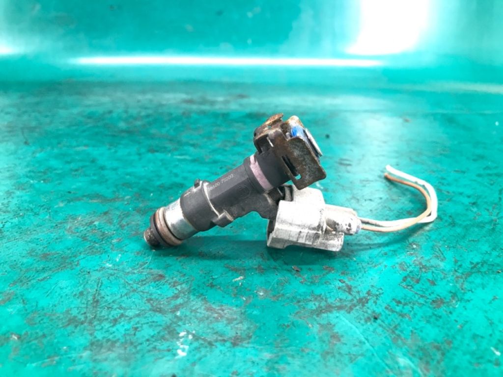 16600-7S000 | Форсунка топливная INFINITI QX56 / TITAN / ARMADA 04-16 - Фото 4