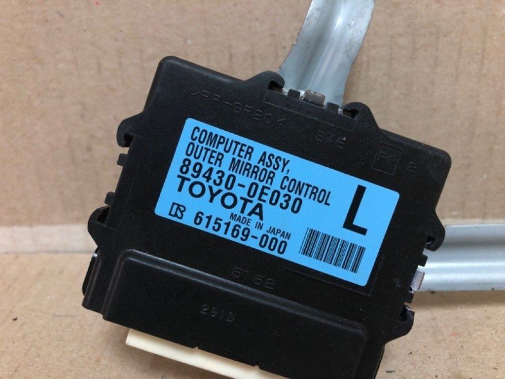 89430-0E030 | Блок управления зеркалами передн. лев. LEXUS RX350/450 09-15 - Фото 2