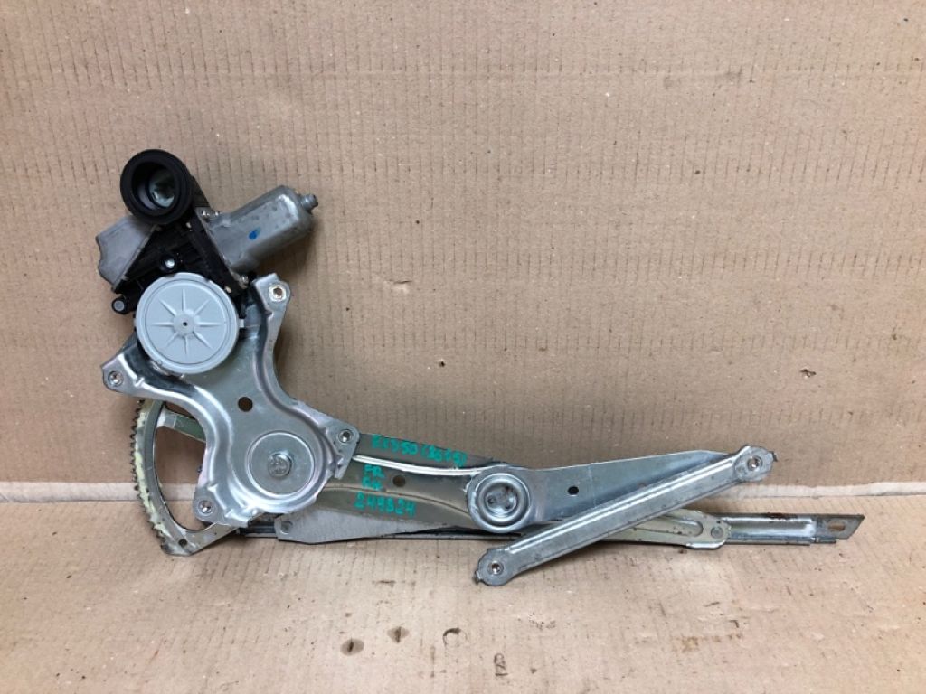 69801-0E020 | Склопідйомник передн. прав. LEXUS RX350/450 09-15