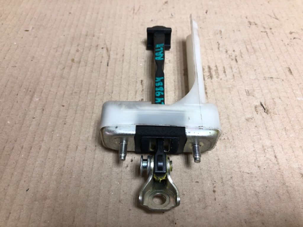 68640-0E021 | Ограничитель двери задн. лев. LEXUS RX350/450 09-15 - Фото 2