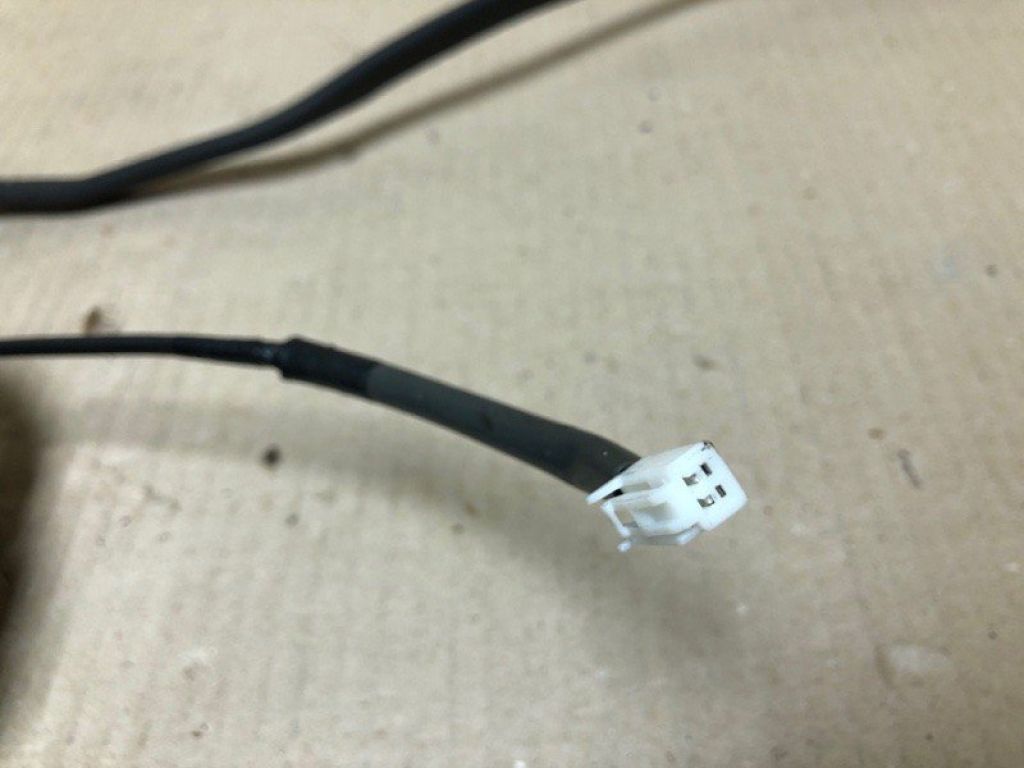 84260-0E030 | Датчик відкриття багажника прав. LEXUS RX350/450 09-15 - Фото 2