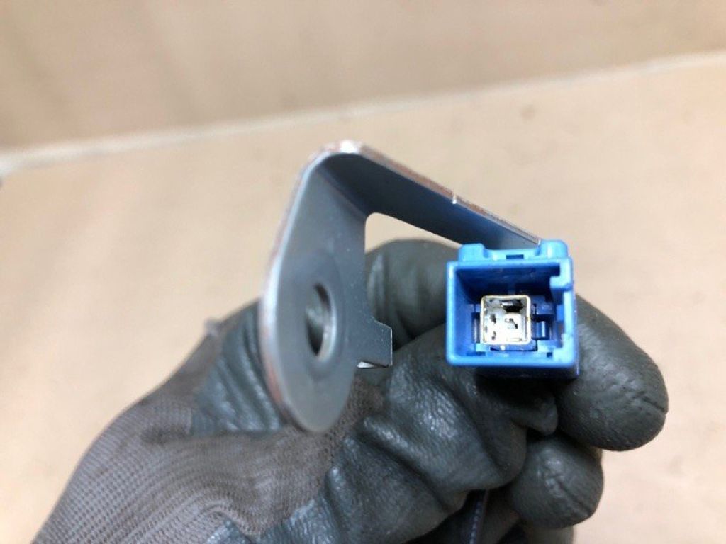 86300-48280 | Усилитель антенны LEXUS RX350/450 09-15 - Фото 6