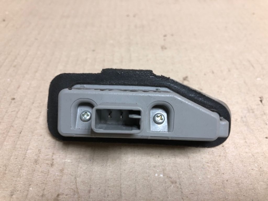 81204-48010 | Підсвічування номера лів. LEXUS RX350/450 09-15 - Фото 3