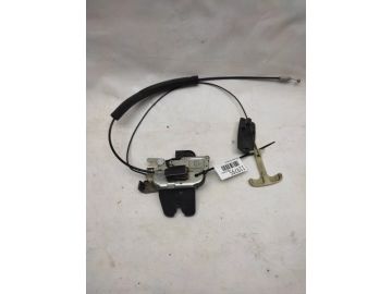 Замок крышки багажника INFINITI M35/M45 04-10