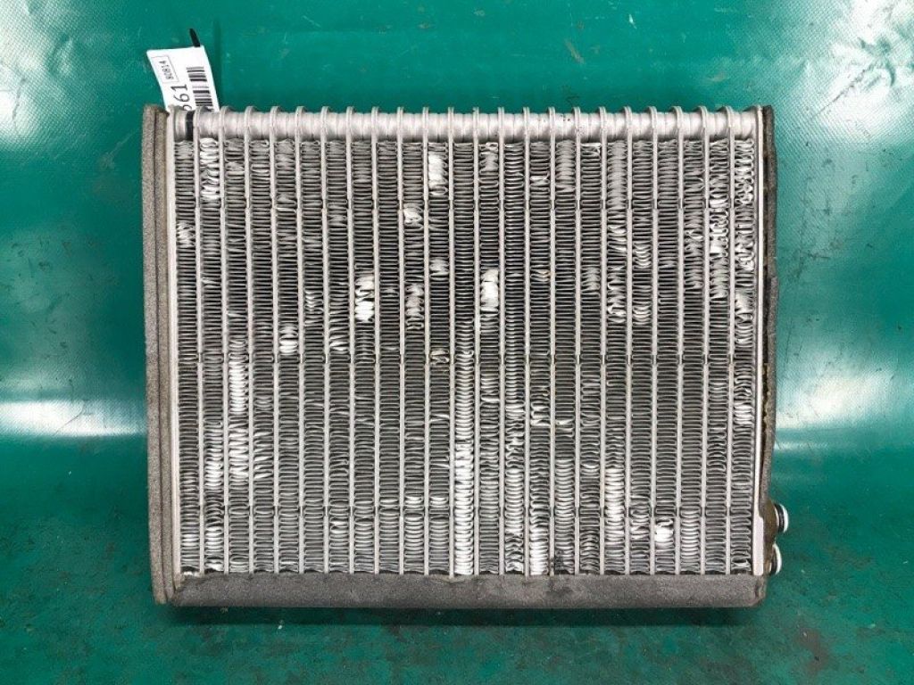 88501-48010 | Испаритель кондиционера LEXUS RX300 98-03