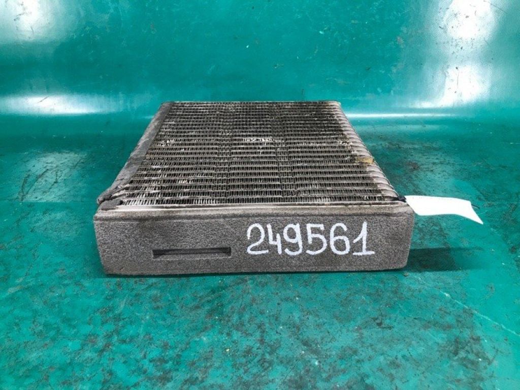 88501-48010 | Испаритель кондиционера LEXUS RX300 98-03 - Фото 2