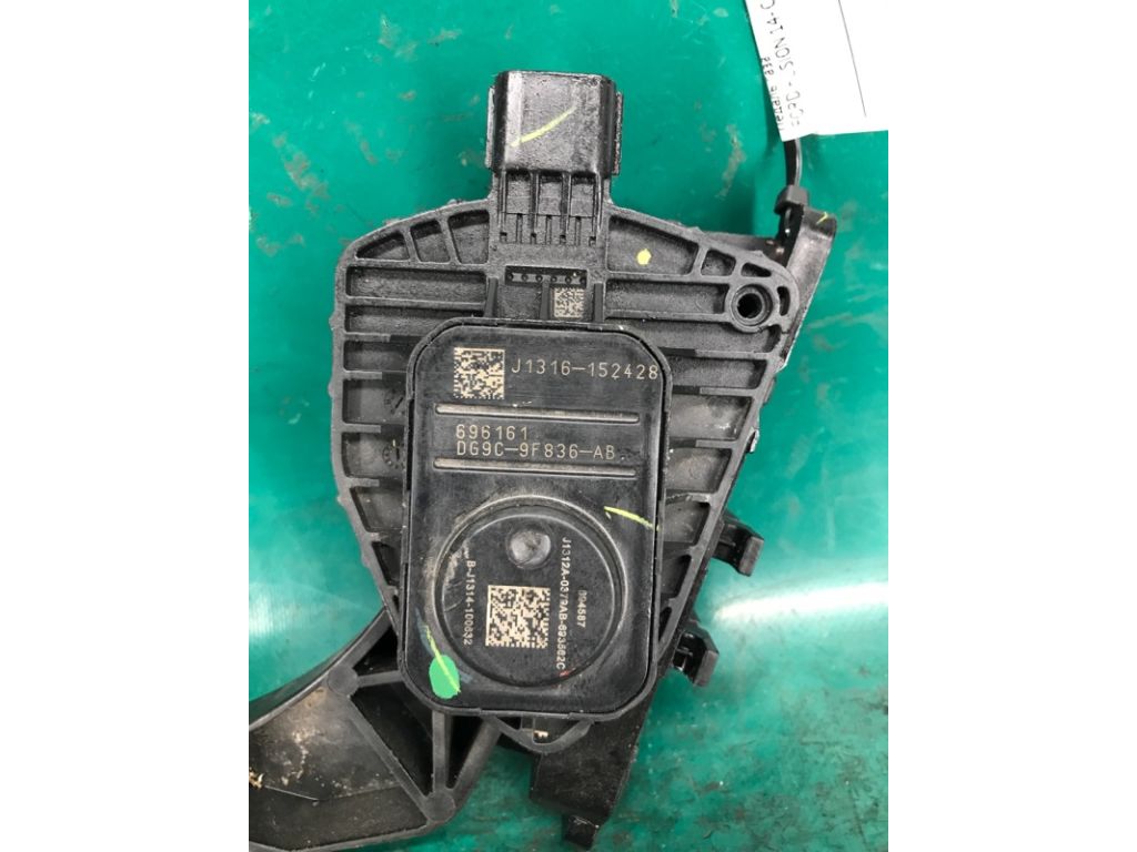 DG9Z-9F836-D | Педаль газу FORD FUSION 14- - Фото 6