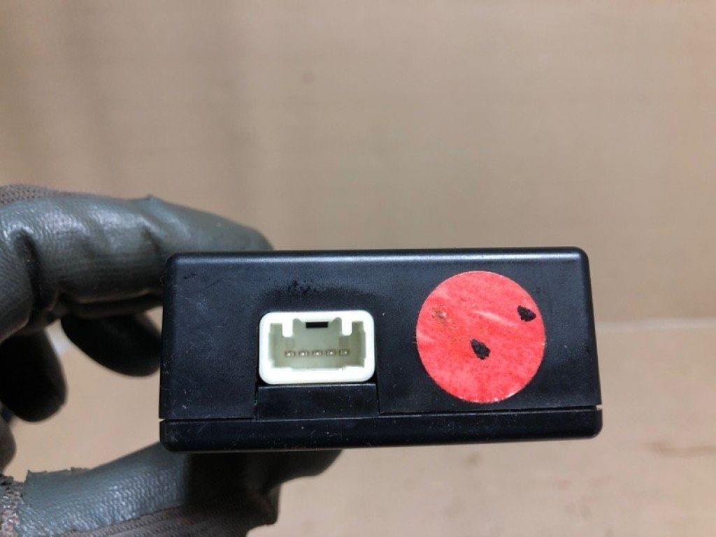 86777-0W060 | Блок электронный LEXUS RX350/450 09-15 - Фото 3