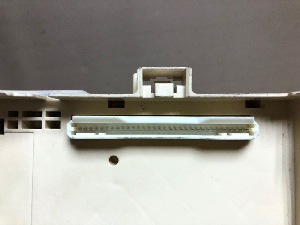 82730-0E890 | Блок запобіжників салон LEXUS RX350/450 09-15 - Фото 3