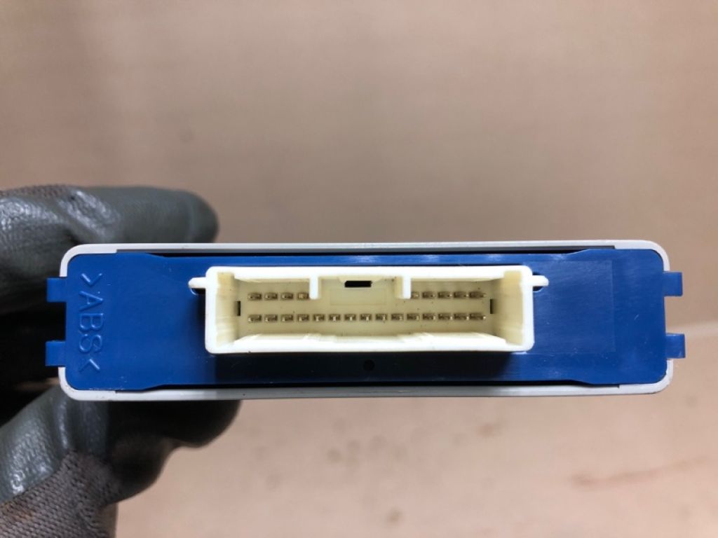 89340-48010 | Блок електронний LEXUS RX350/450 09-15 - Фото 3