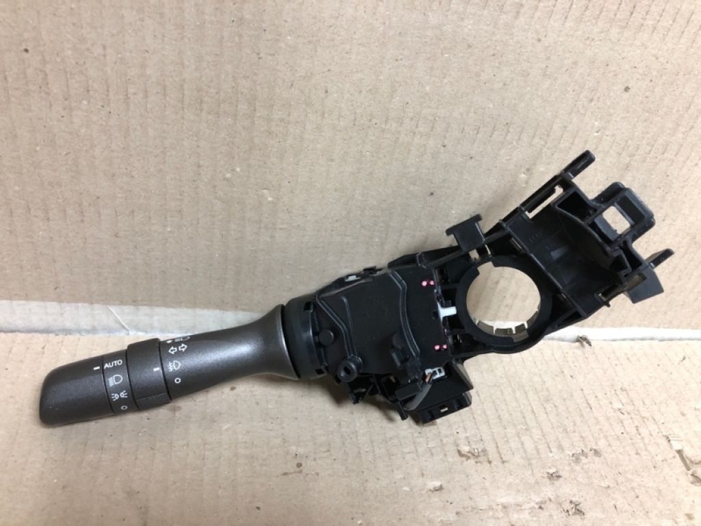 84140-50160 | Подрулевой переключатель лев. LEXUS LS460 06-12