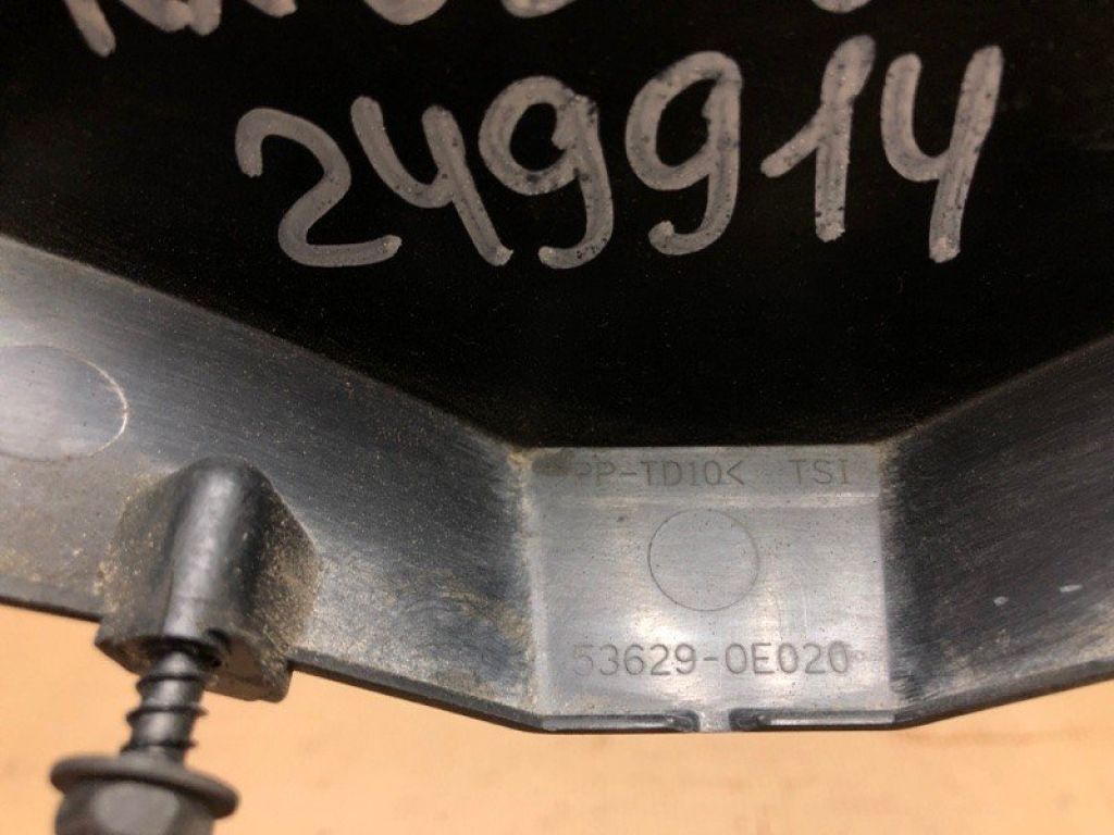 53629-0E020 | накладка замка капота LEXUS RX350/450 09-15 - Фото 3