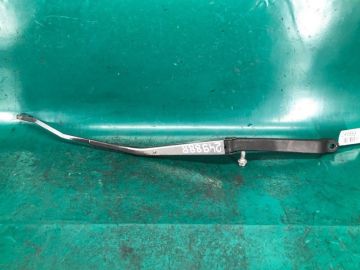 Повідець склоочисника передній прав. ACURA CL 97-03
