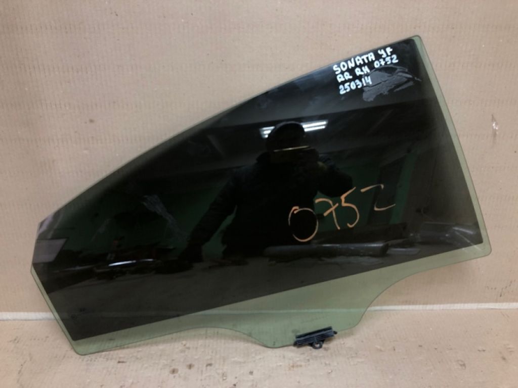 83421-3S010 | Скло дверей задн. прав. HYUNDAI SONATA YF 10-14