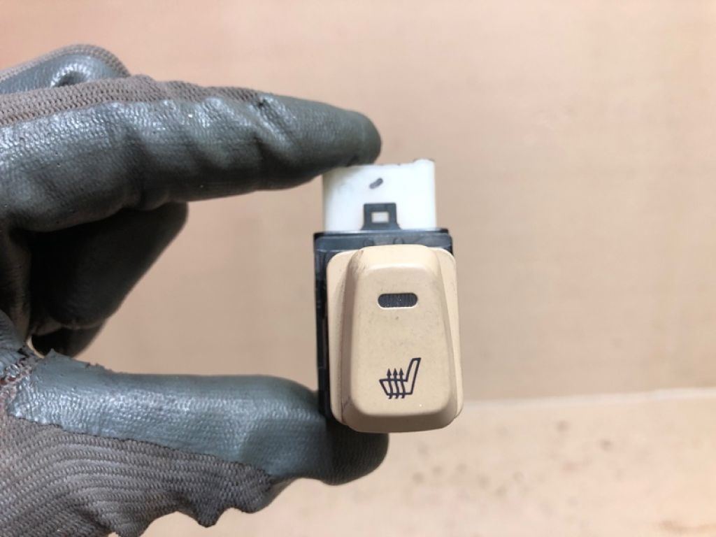 937523-S100YDA | Кнопка обогрева сидений задн. прав. HYUNDAI SONATA YF 10-14 - Фото 2