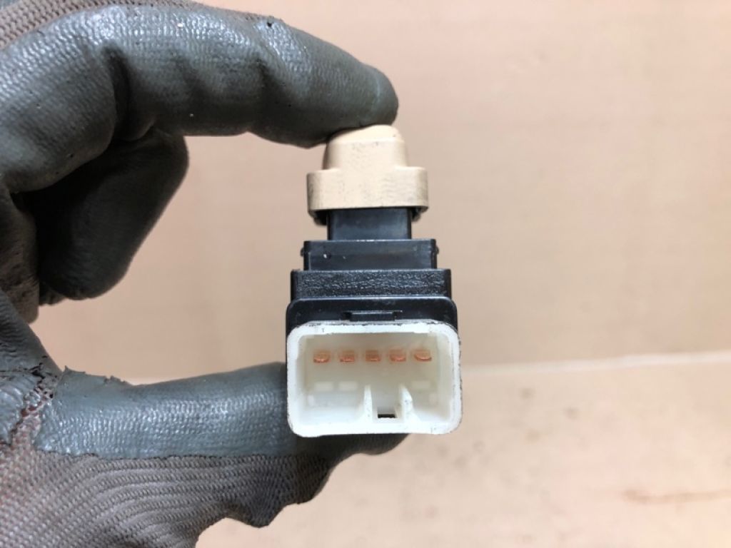 937523-S100YDA | Кнопка обогрева сидений задн. прав. HYUNDAI SONATA YF 10-14 - Фото 4