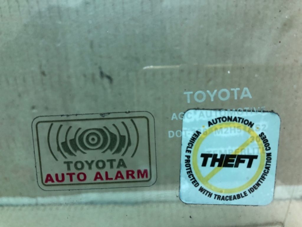 68102-06080 | Скло дверей передн. лів. TOYOTA CAMRY 40 06-11 - Фото 2