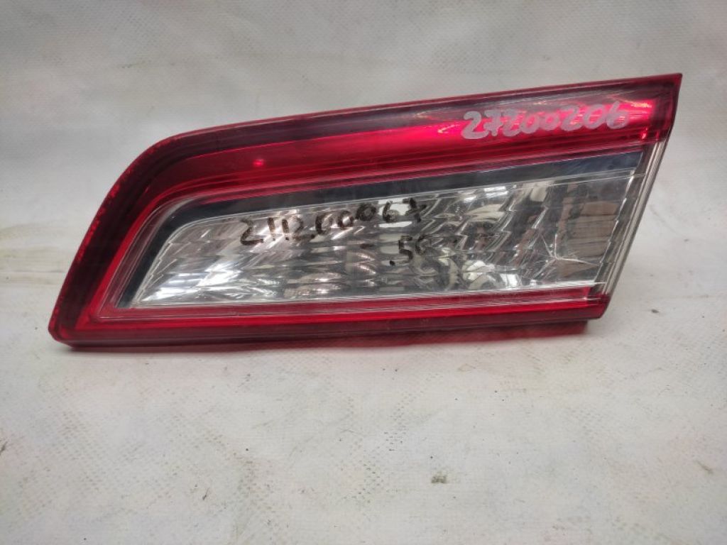 81580-06380 | Фонарь внутренний задн. прав. TOYOTA CAMRY 50 12-15