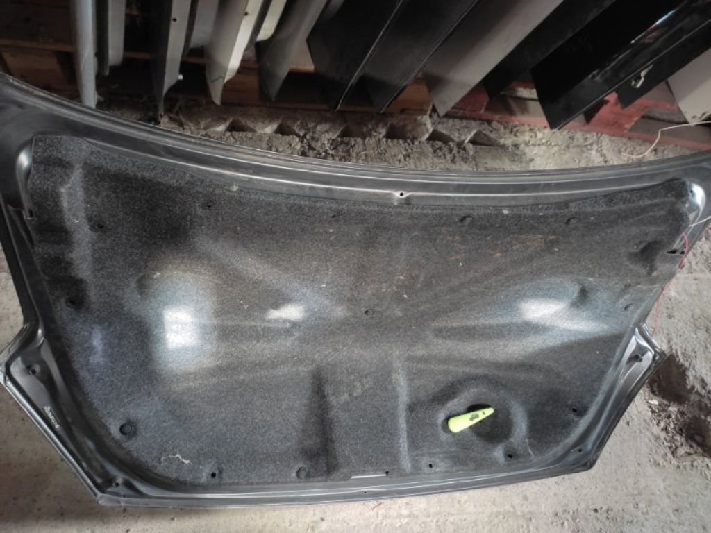 64719-06050-C0 | Обшивка кришки багажника TOYOTA SOLARA 03-09