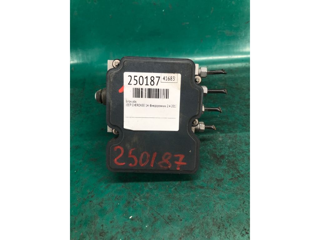 68304563AA | Блок ABS JEEP CHEROKEE 14- - Фото 2