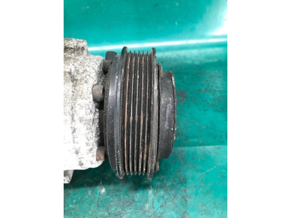 BE8Z-19703-A | Компрессор кондиционера FORD FIESTA 08-17 - Фото 6