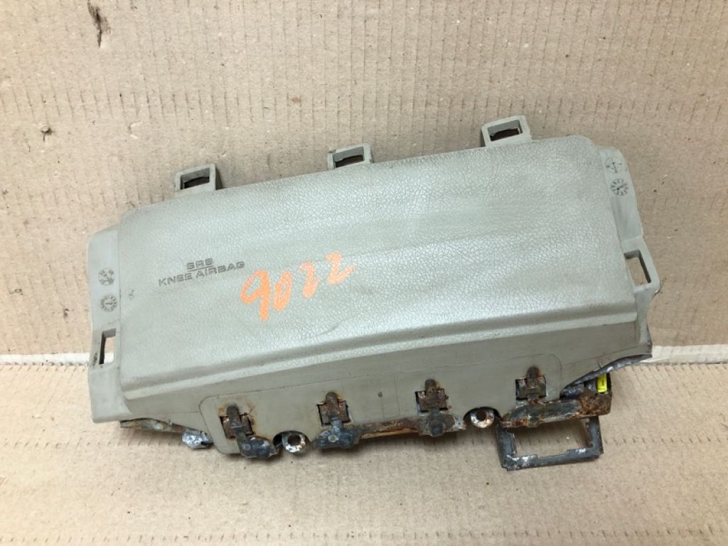 73900-06010-E0 | Подушка безопасности в колени лев. TOYOTA CAMRY 40 06-11